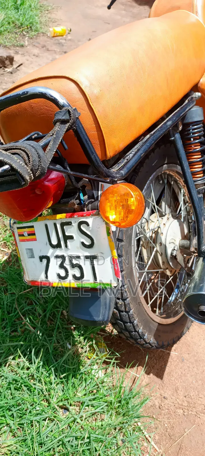 Bajaj Boxer 2022 Brown
