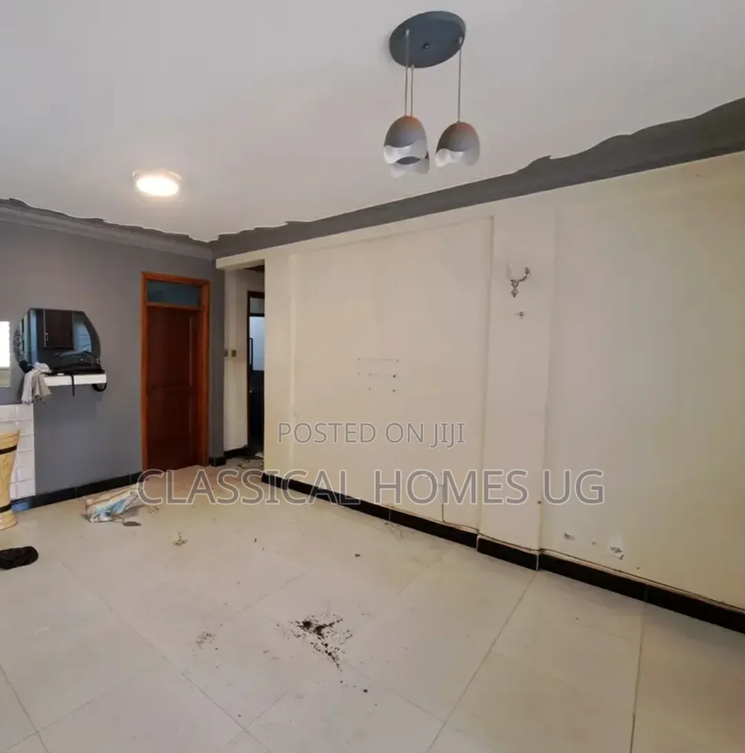 3bdrm Apartment in Mutundwe, Central Division for rent
