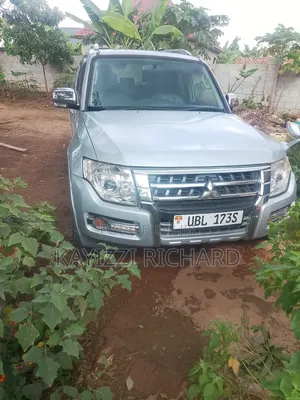 Mitsubishi Pajero 3.2 DI-D GLS 2006 Silver