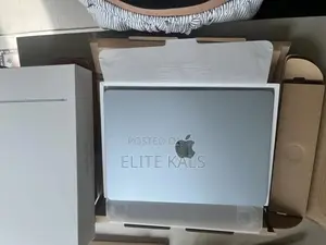 New Apple MacBook Pro 2021 M1 32GB Apple M1 Pro SSHD (Hybrid) 512GB