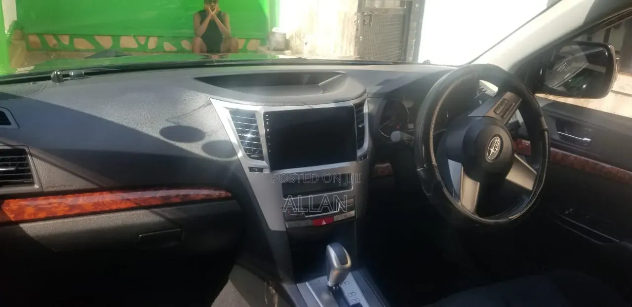 Subaru Outback 2012 Black