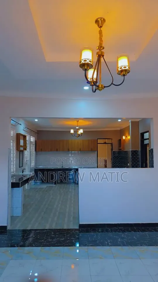 4bdrm Bungalow in Andrew Matic, Rubaga for sale
