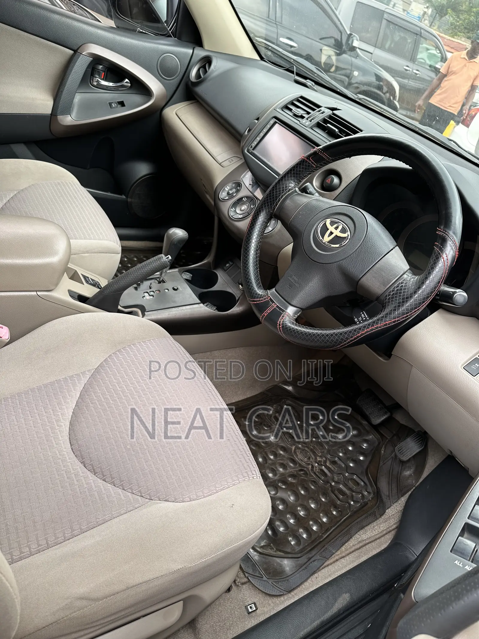 Toyota Vanguard 2011 Pearl