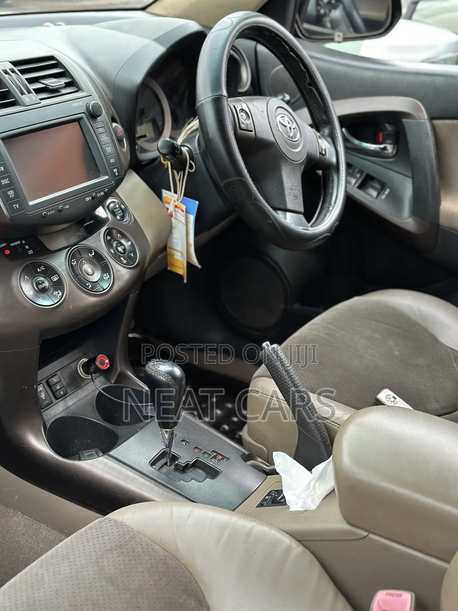 Toyota Vanguard 2009 Gold