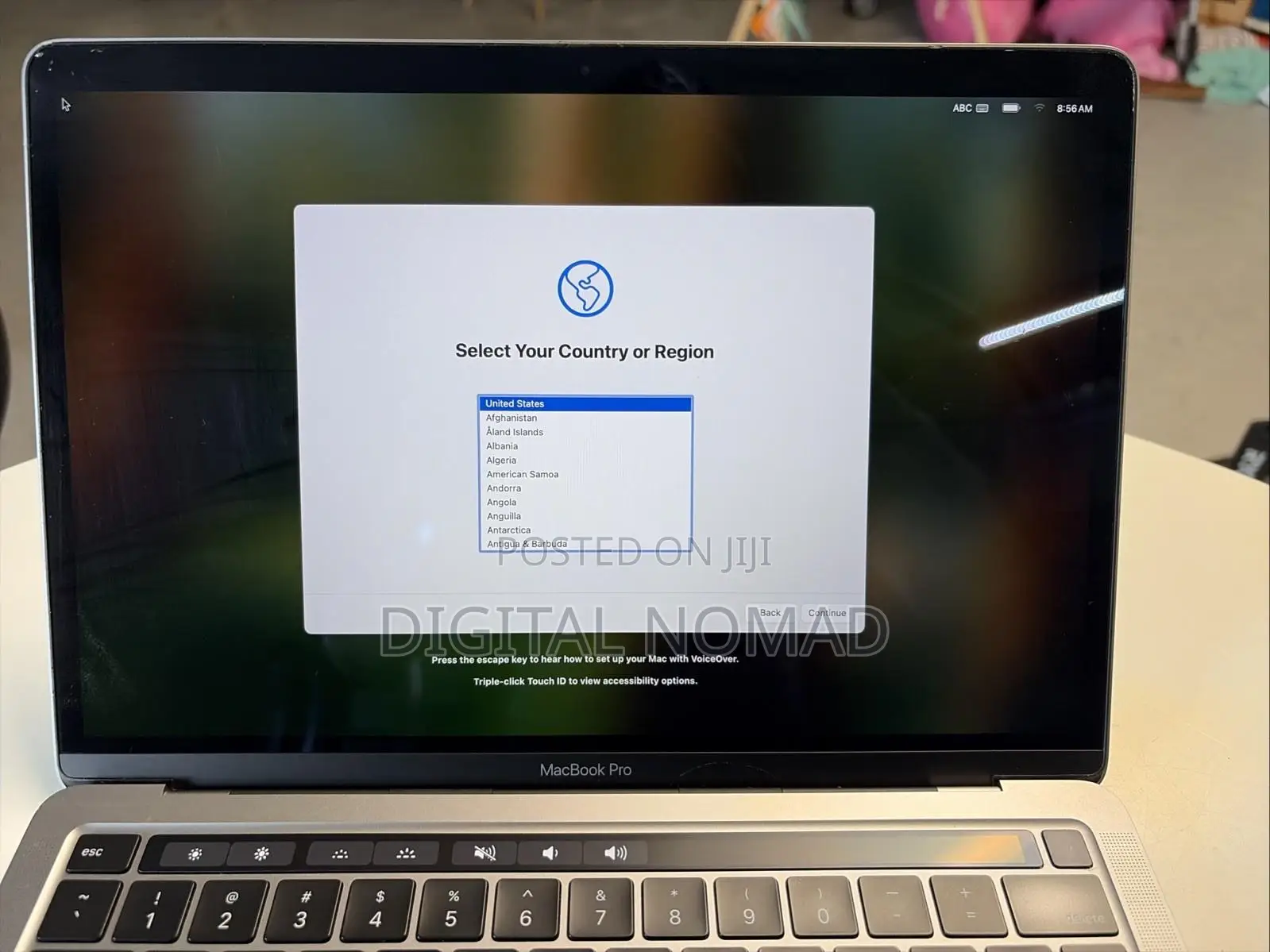 Laptop Apple MacBook Pro 2020 M1 8GB Apple M1 Pro SSD 512GB