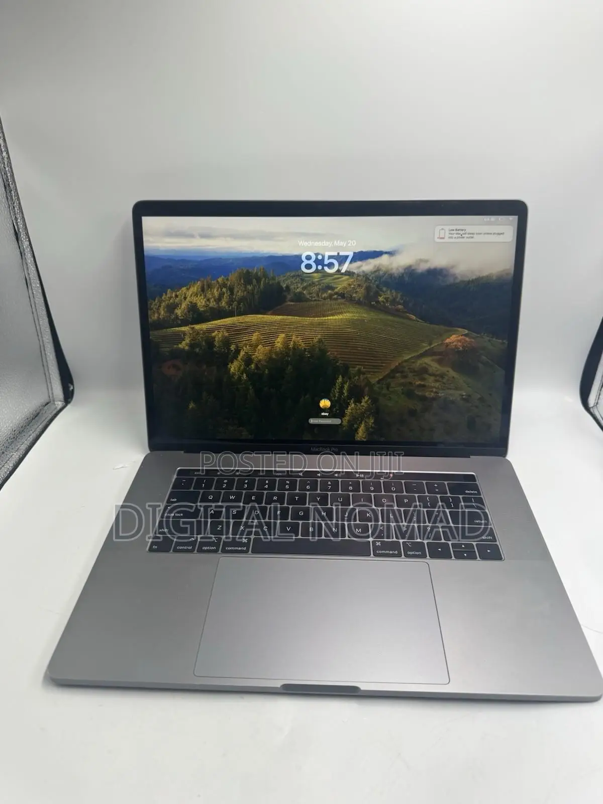 Laptop Apple MacBook Pro 2018 32GB Intel Core i9 SSD 512GB