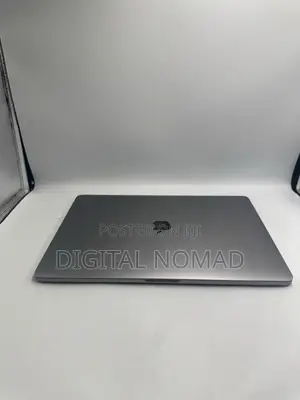 Laptop Apple MacBook Pro 2018 32GB Intel Core i9 SSD 512GB