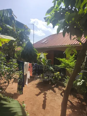 3bdrm Bungalow in Nkoowe, Wakiso / Wakiso for sale