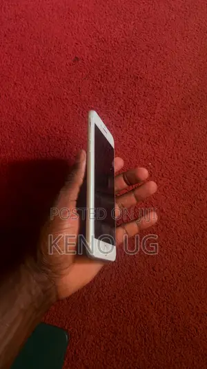 Apple iPhone 8 Plus 64 GB White