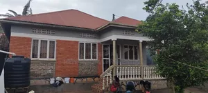 3bdrm Bungalow in Bunamwaya, Central Division for sale