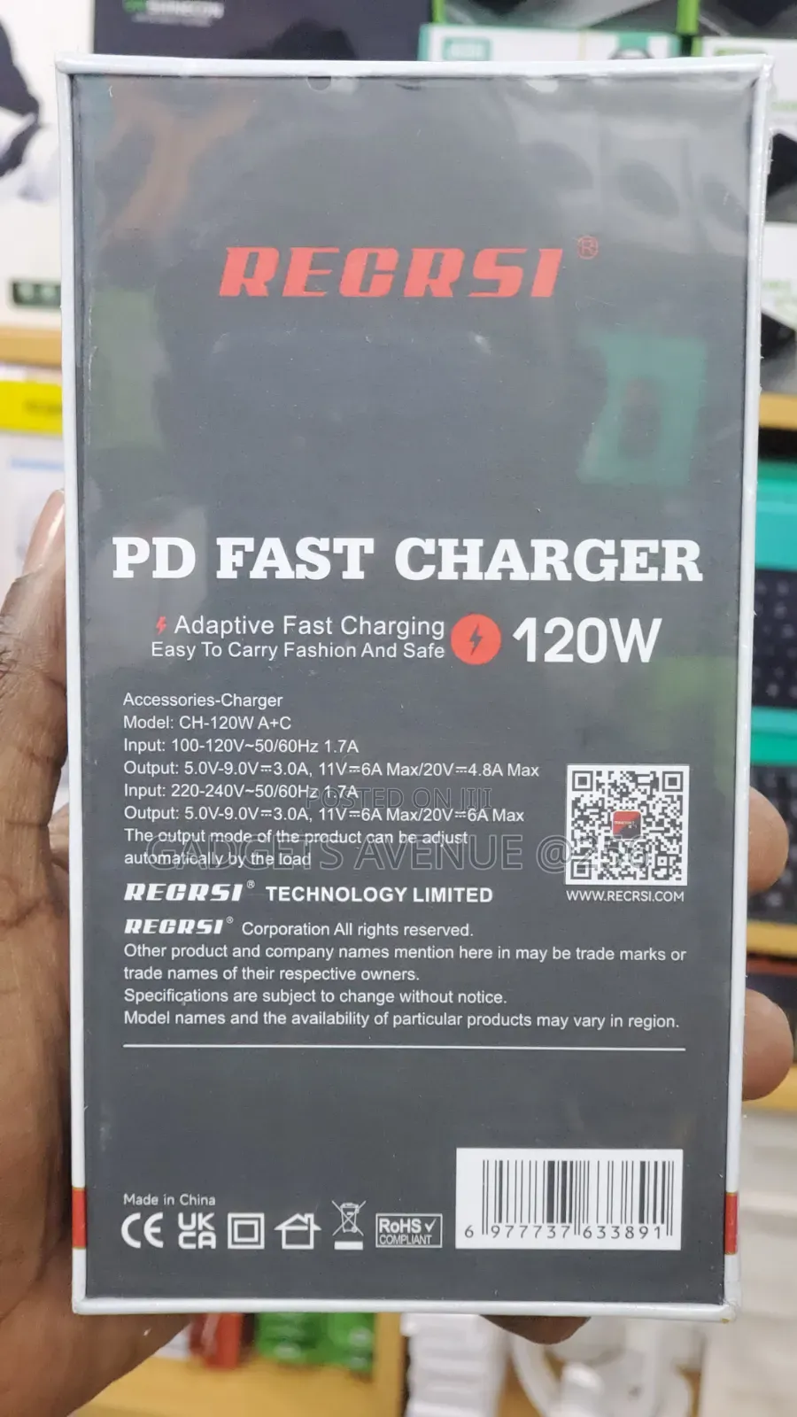Regrsi Ch-120w Adaptive Fast Charger With 120w Power.