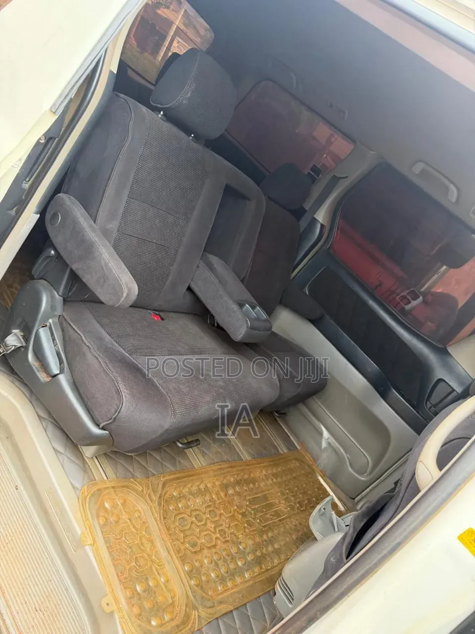 Toyota Alphard 2010 White