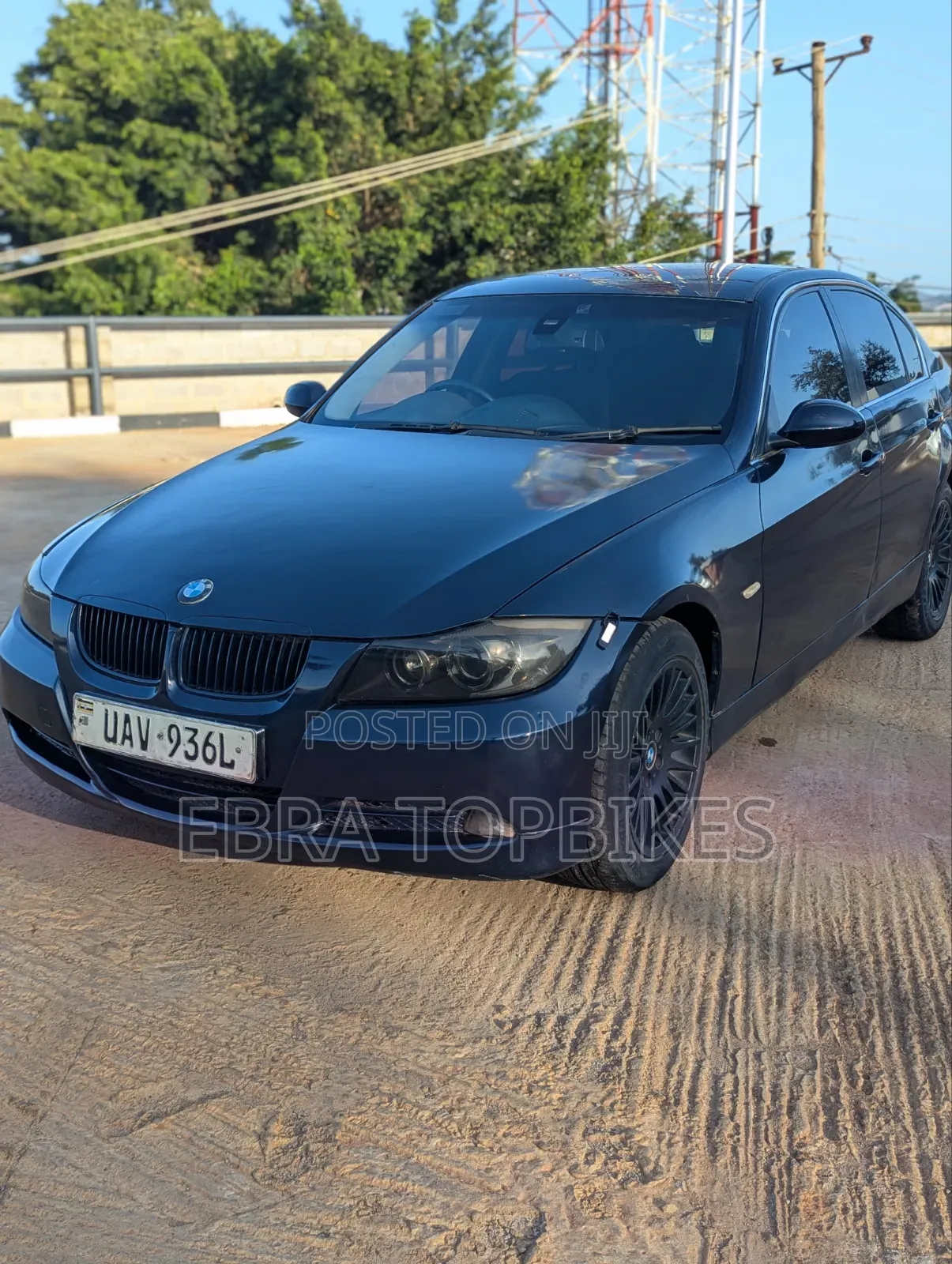 BMW 320i Sedan RWD 2009 Blue