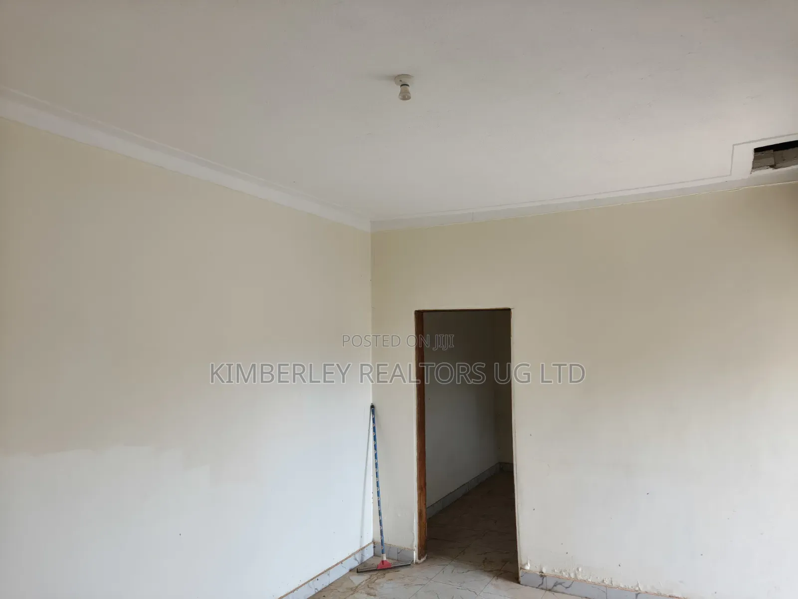 2bdrm House in Central Division for sale