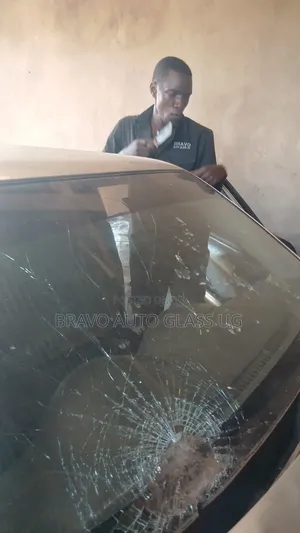 Car Windscreen Replacement Service