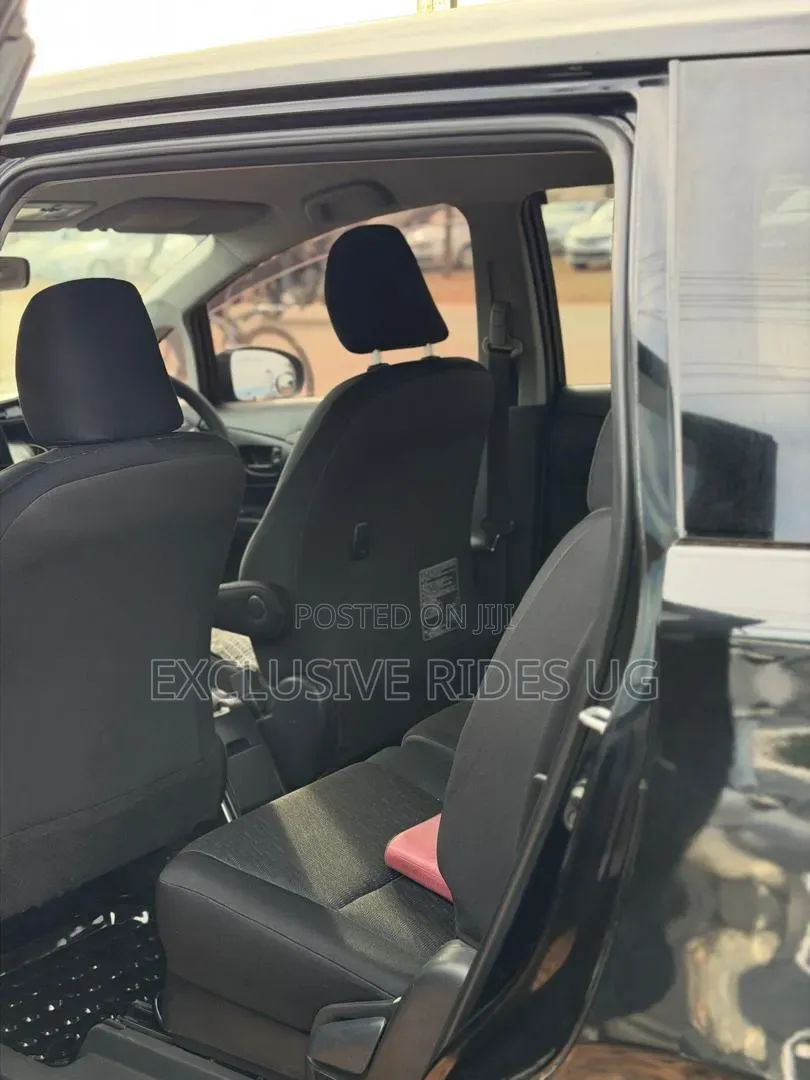 Toyota Wish 2011 Black