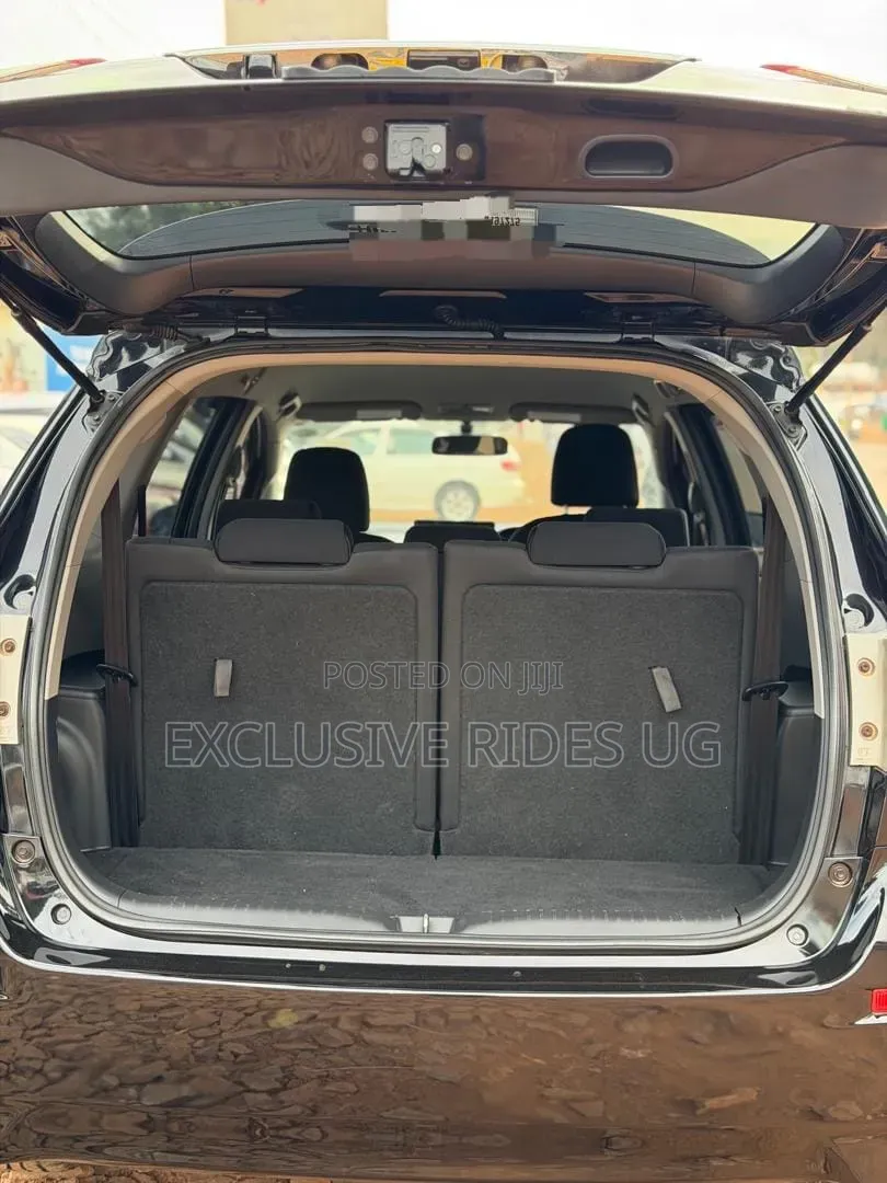 Toyota Wish 2011 Black