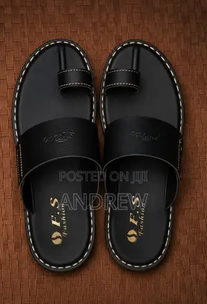 Classic Black Leather Men’S Slippers / Sandals