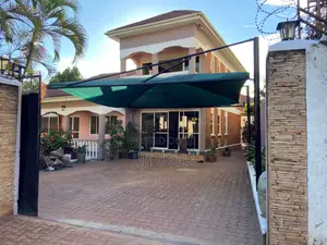 5bdrm House in Makindye for sale