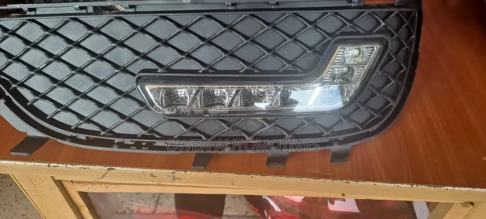 W212 Fog Light