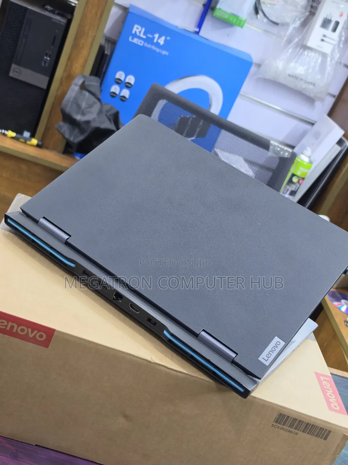 Laptop Lenovo LOQ 15IRH8 16GB Intel Core i5 SSD 512GB