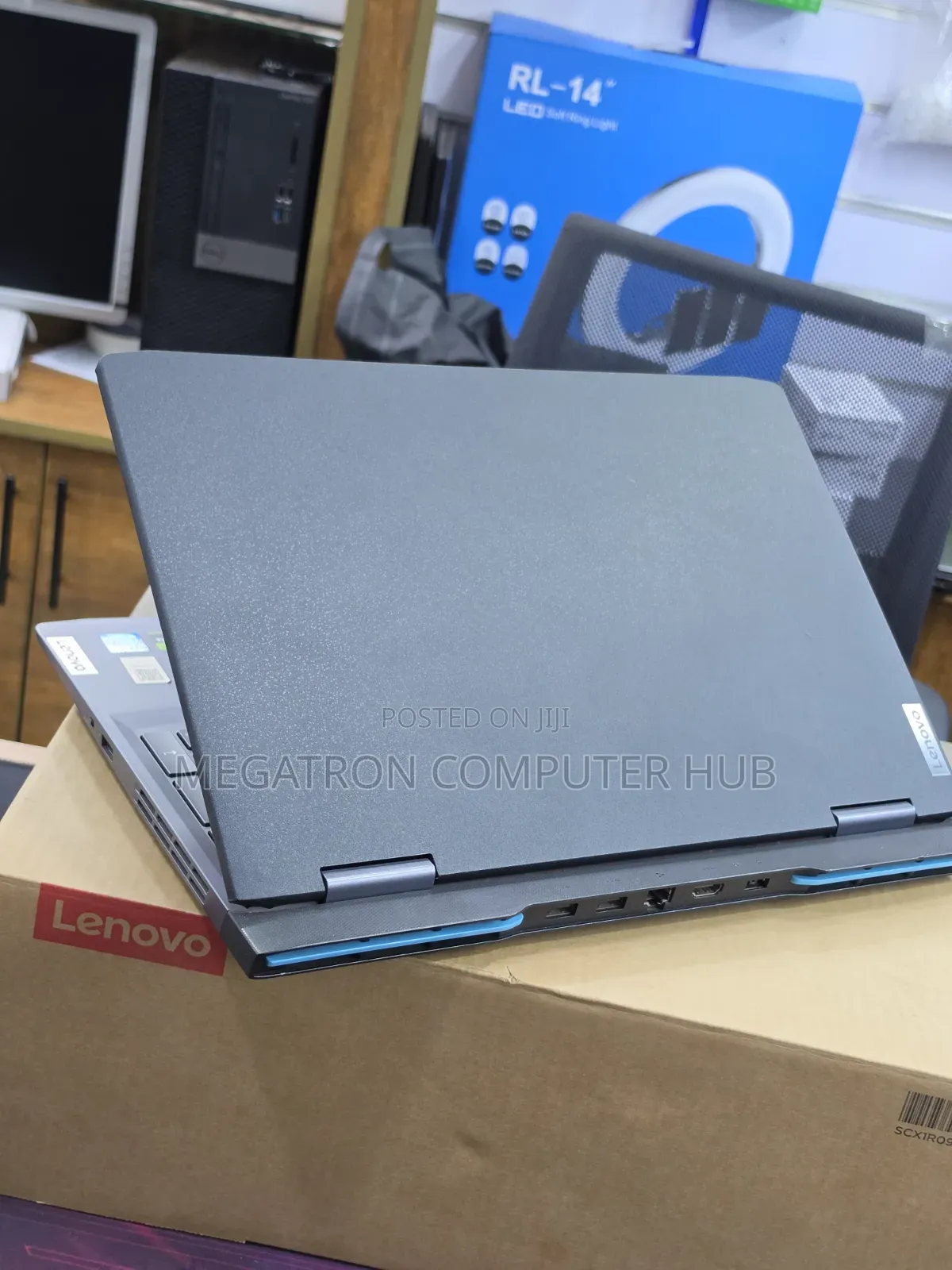 Laptop Lenovo LOQ 15IRH8 16GB Intel Core i5 SSD 512GB