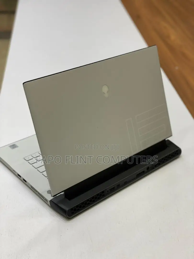 Laptop Alienware M15 R4 16GB Intel Core i7 SSD 512GB