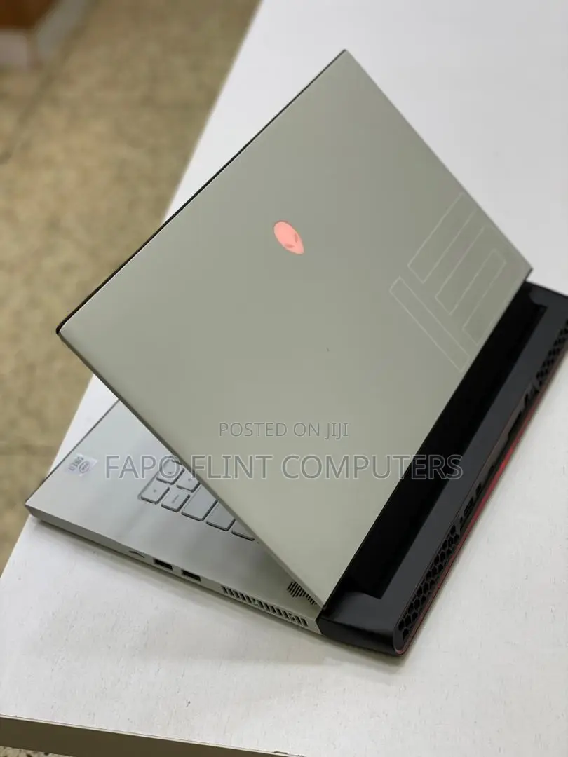 Laptop Alienware M15 R4 16GB Intel Core i7 SSD 512GB