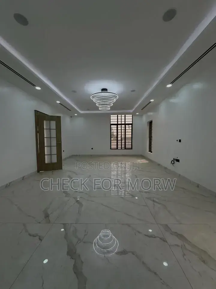 4bdrm Duplex in Muyenga, Makindye for rent