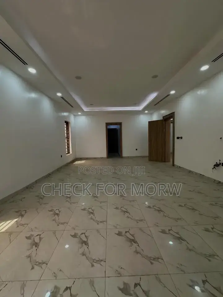 4bdrm Duplex in Muyenga, Makindye for rent
