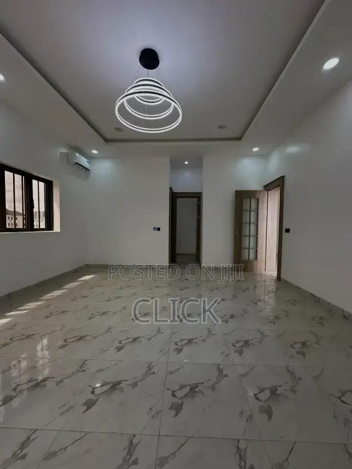 4bdrm Duplex in Muyenga, Makindye for rent