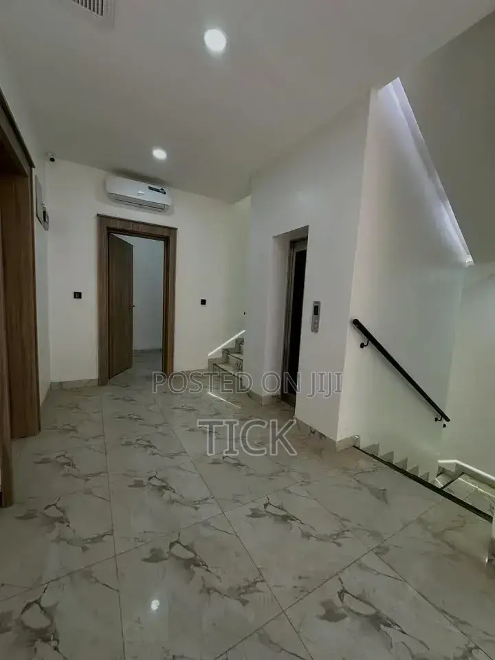 4bdrm Duplex in Muyenga, Makindye for rent