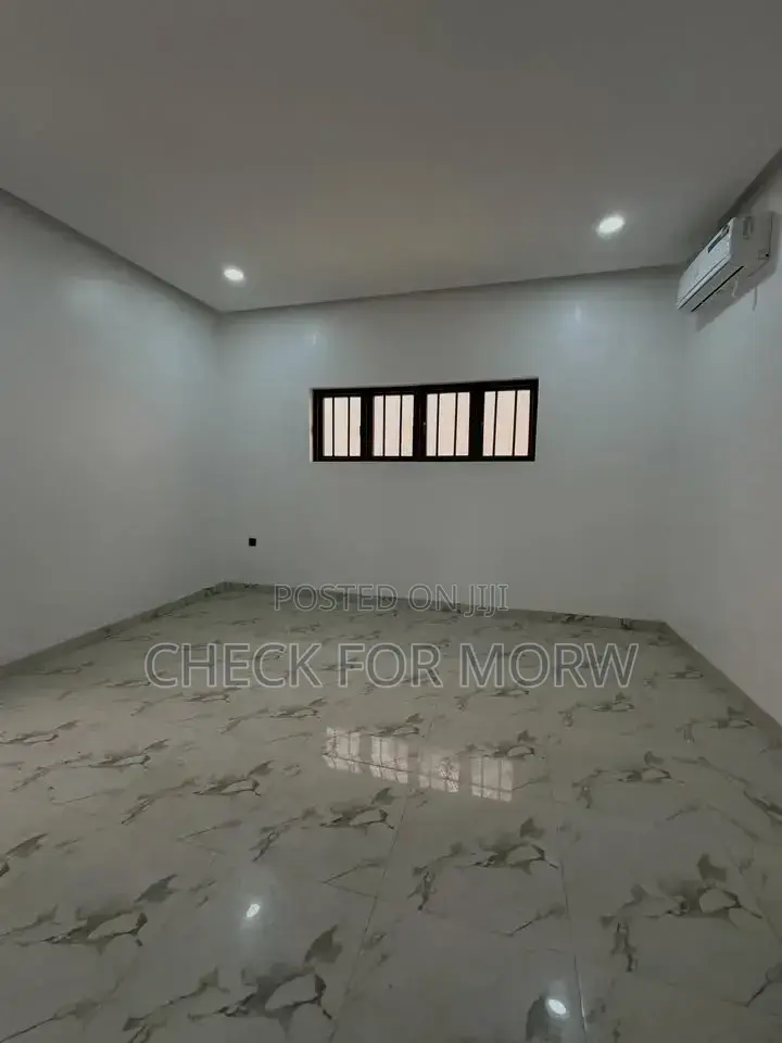 4bdrm Duplex in Muyenga, Makindye for rent