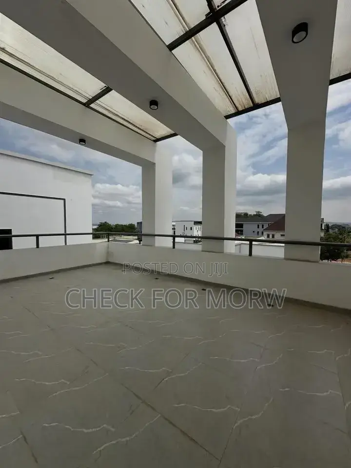 4bdrm Duplex in Muyenga, Makindye for rent
