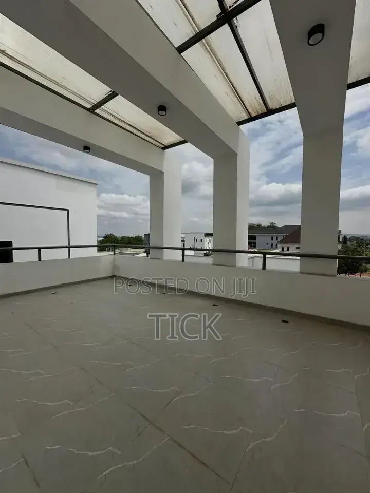 4bdrm Duplex in Muyenga, Makindye for rent