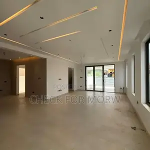 5bdrm Duplex in Munyonyo, Makindye for rent