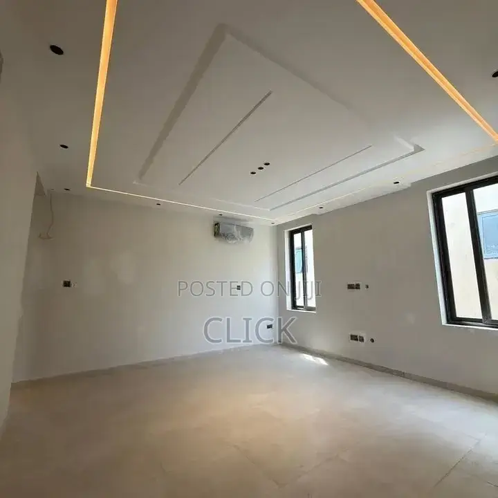 5bdrm Duplex in Munyonyo, Makindye for rent