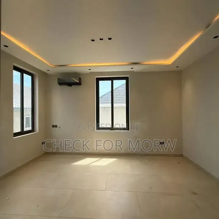 5bdrm Duplex in Munyonyo, Makindye for rent