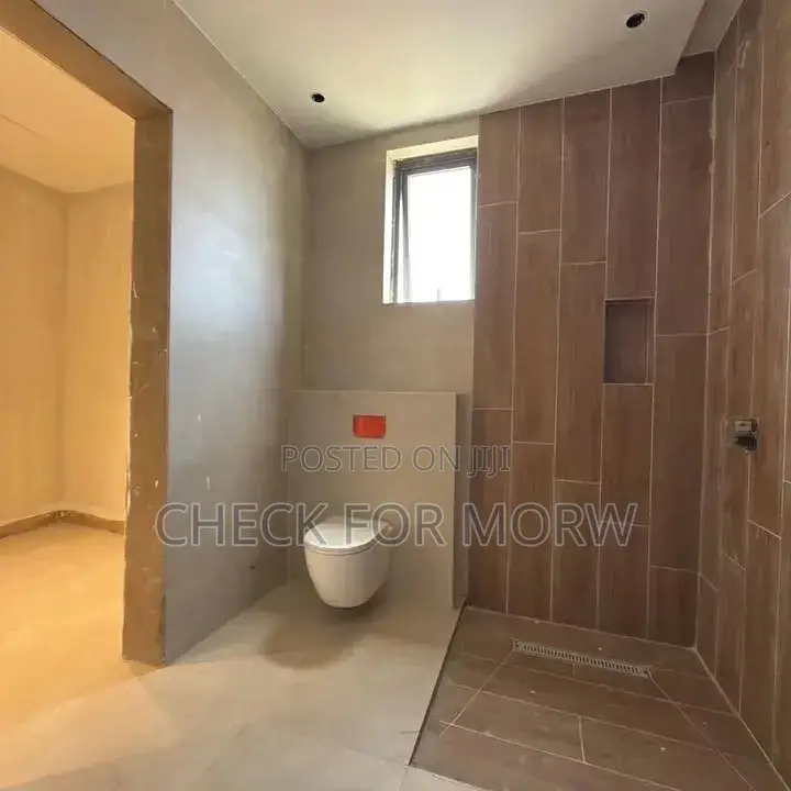 5bdrm Duplex in Munyonyo, Makindye for rent