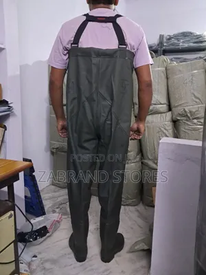 Heavy-Duty Waterproof Fishing Chest Wader With Rubber Boots
