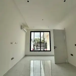 5bdrm Duplex in Munyonyo, Makindye for rent