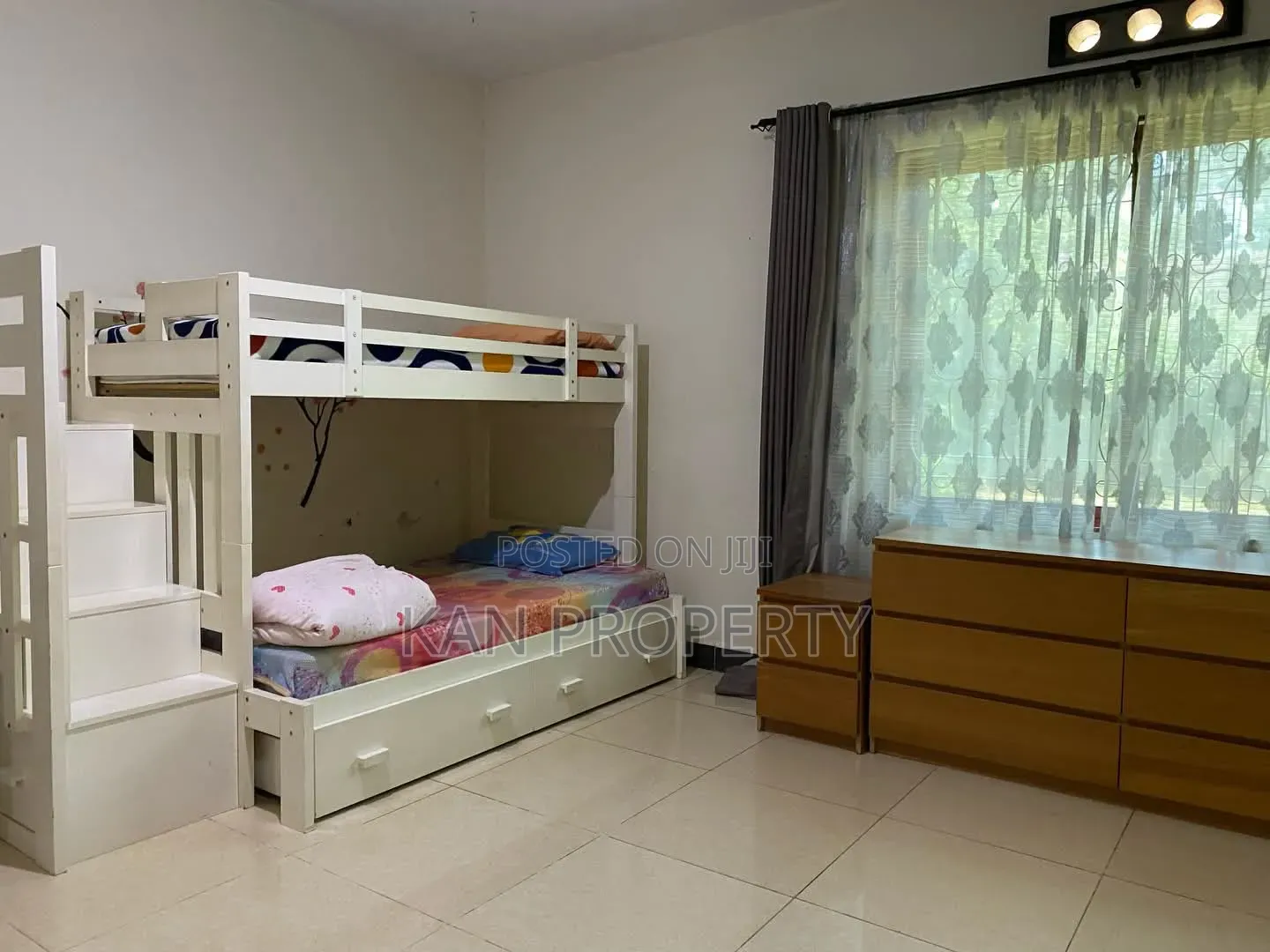 Furnished 4bdrm Duplex in Ntinda, Central Division for rent