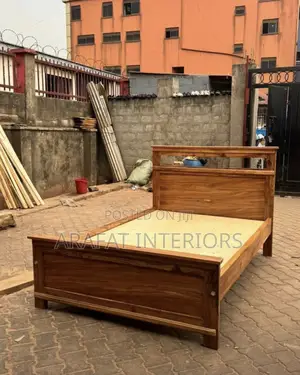 Premium Brown Hardwood 4by6 Bed