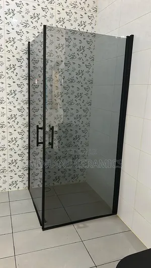 Sqaure Shower Cabins