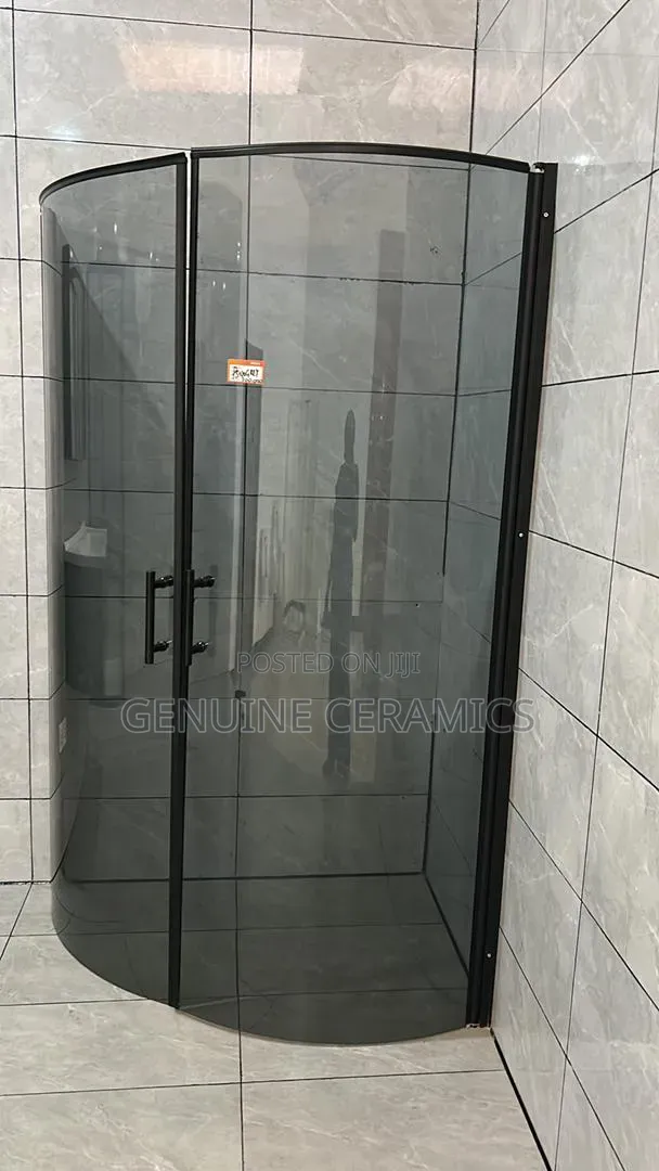 Sqaure Shower Cabins