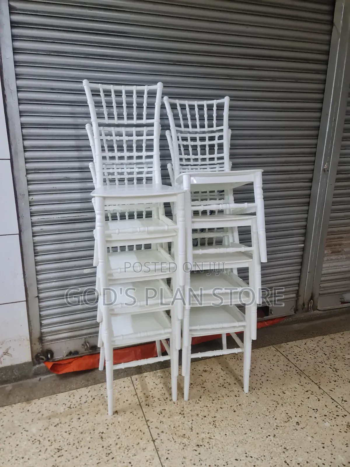 Engornomic White Vip Plastic Chairs Plastic Chairs