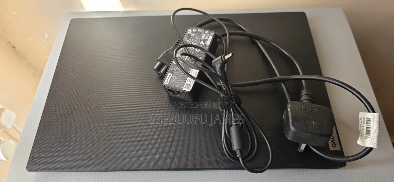 Laptop Lenovo V15 4GB Intel Celeron HDD 1T