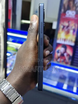Infinix Smart 8 64 GB Black