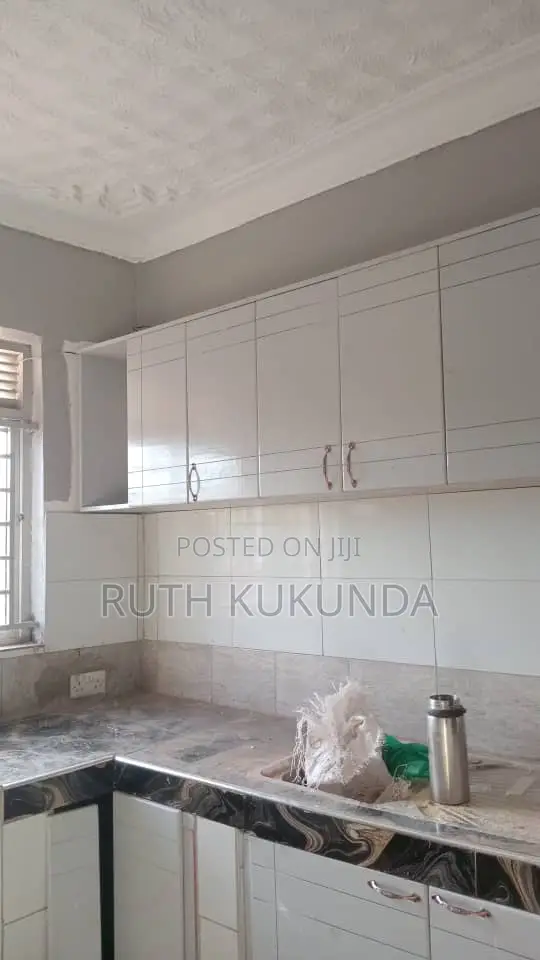 2bdrm House in Nkumbah, Katabi for rent