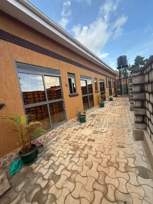 1bdrm Room & Parlour in Cruz Property, Rubaga for sale